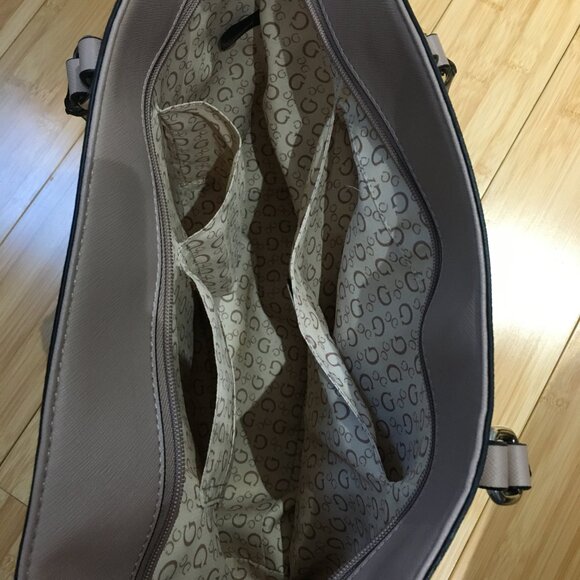 EUC GUESS Blush Pink Tote Bag - Picture 3 of 4